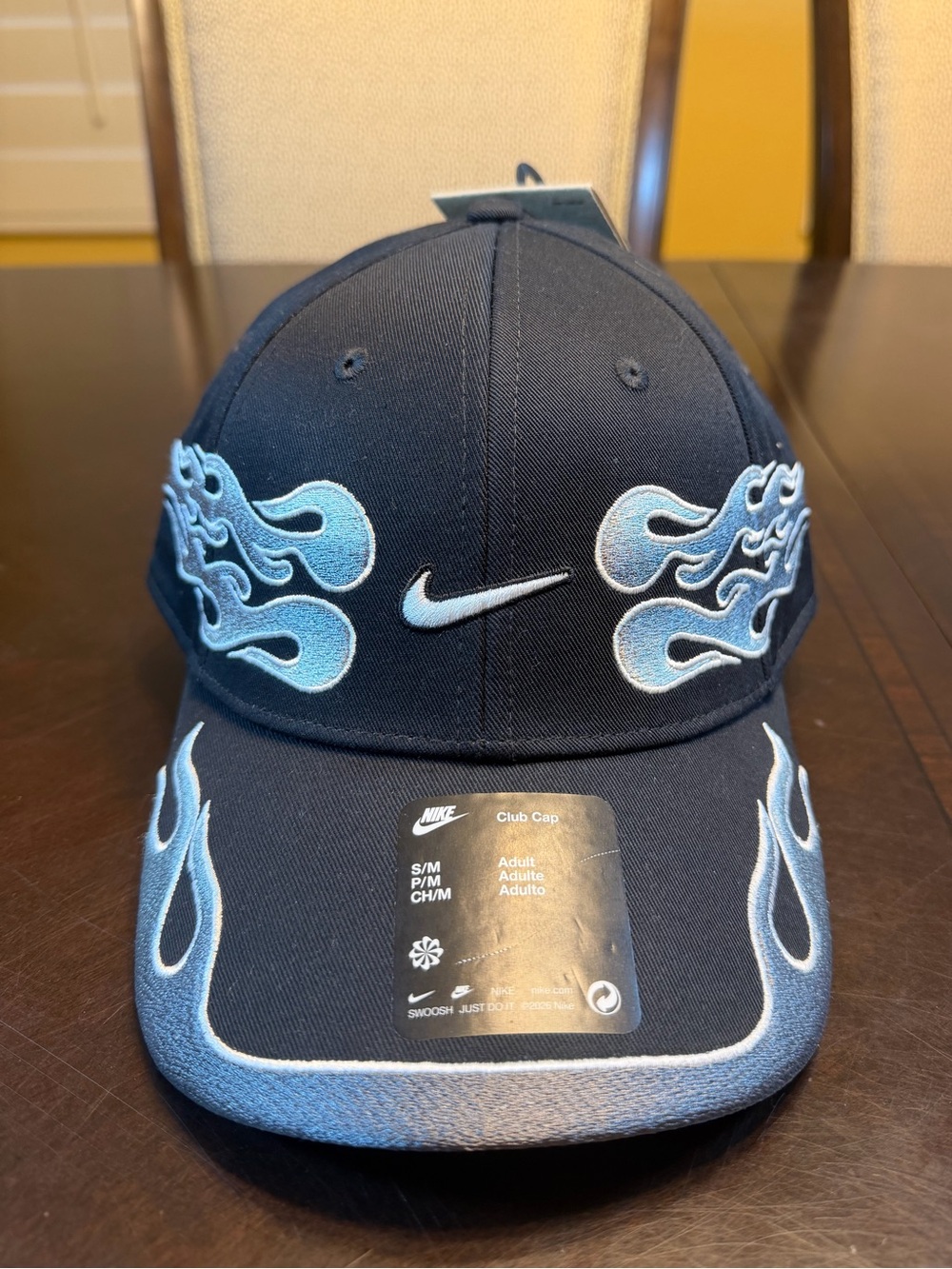 New Nike Flames Logo Hat Black Gray Size S / M